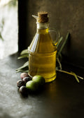 Olive Oil 250 ml product package - packaging may vary