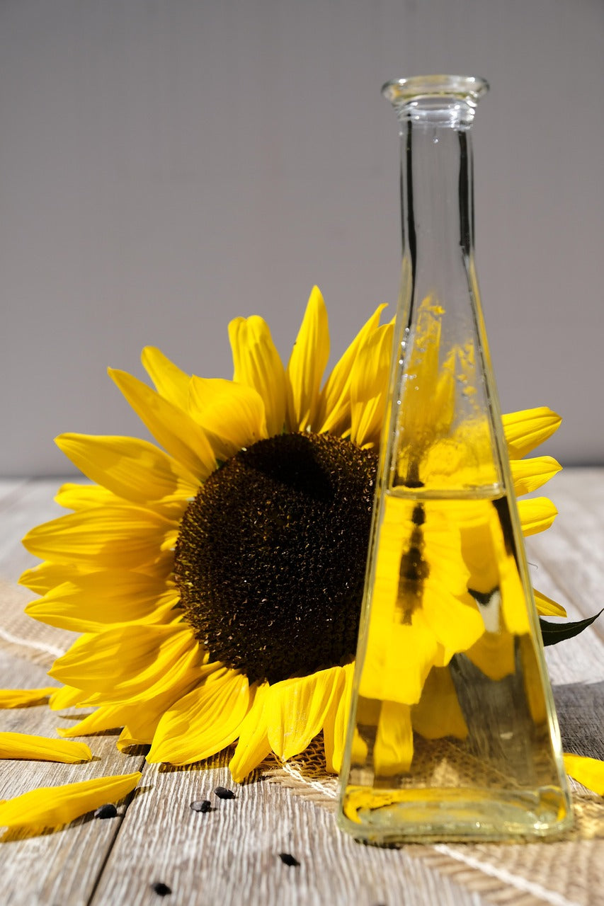 Sunflower Oil 1.5 L product package - packaging may vary